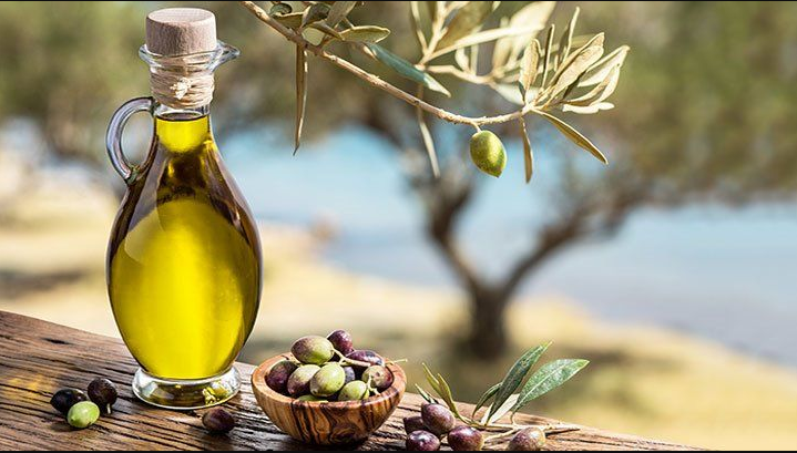 The Role of Oil in a Diet for Excellent Skin Care